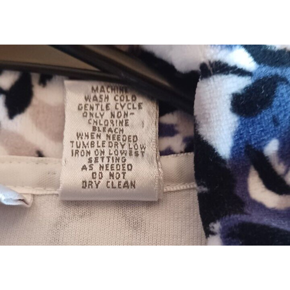 CHICOS Zenergy Women's Jacket Small Soft Warm Pockets Fall, Full zip Boho Y2K - Picture 4 of 4